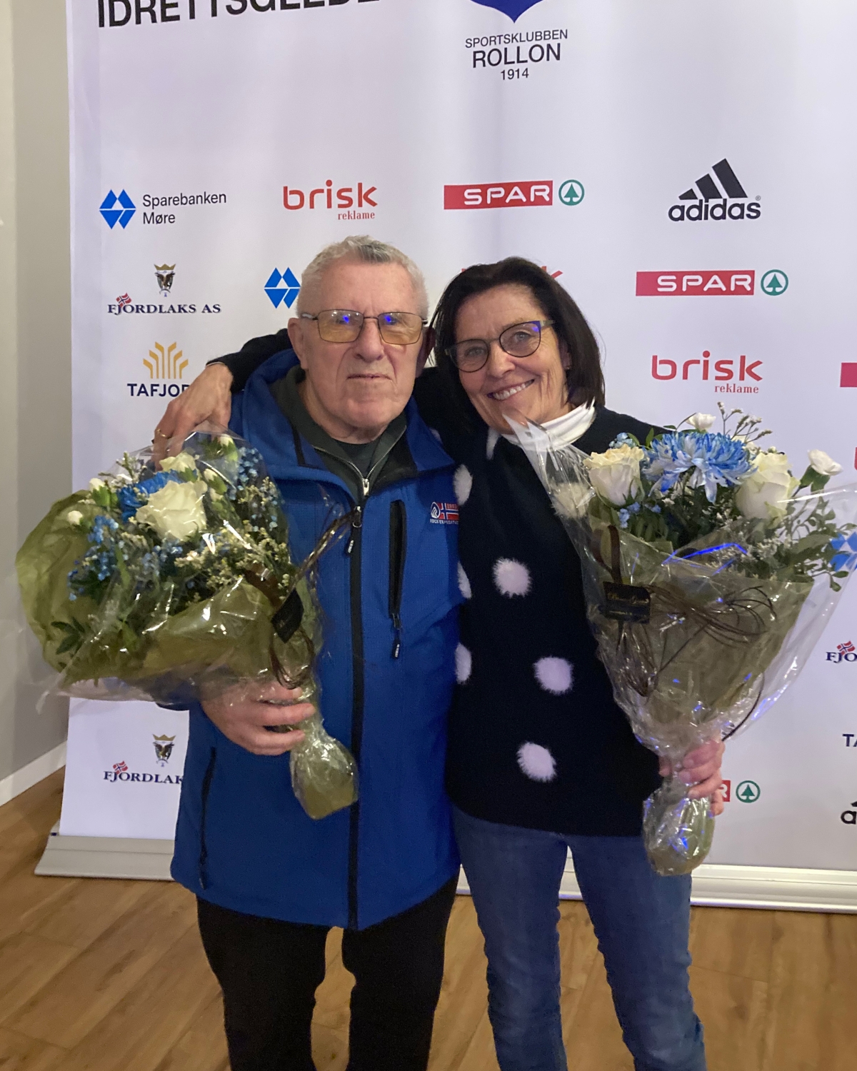 Arne Olsen og Randi Olsen. Arne gir seg som leder av hyttestyret etter en imponerende innsats siden 1956.