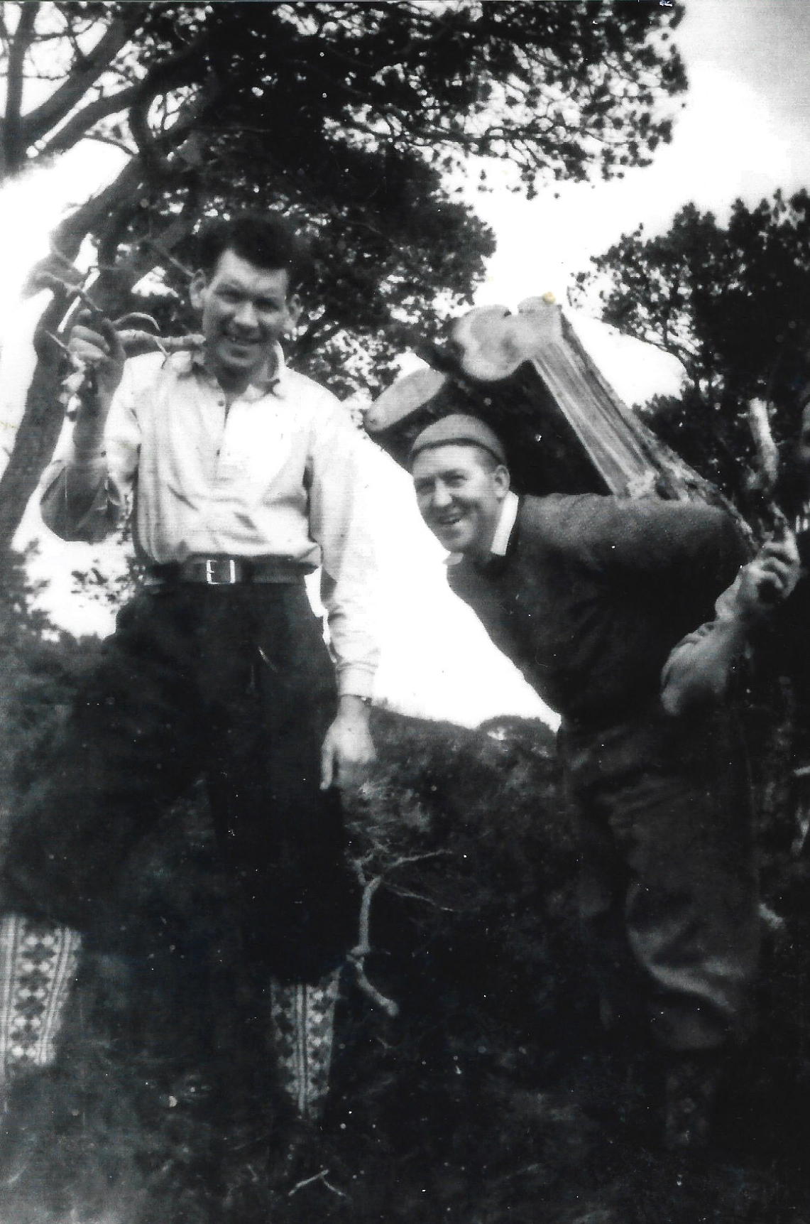Einar Heggen til høyre sammen med Erling Tømmerdal